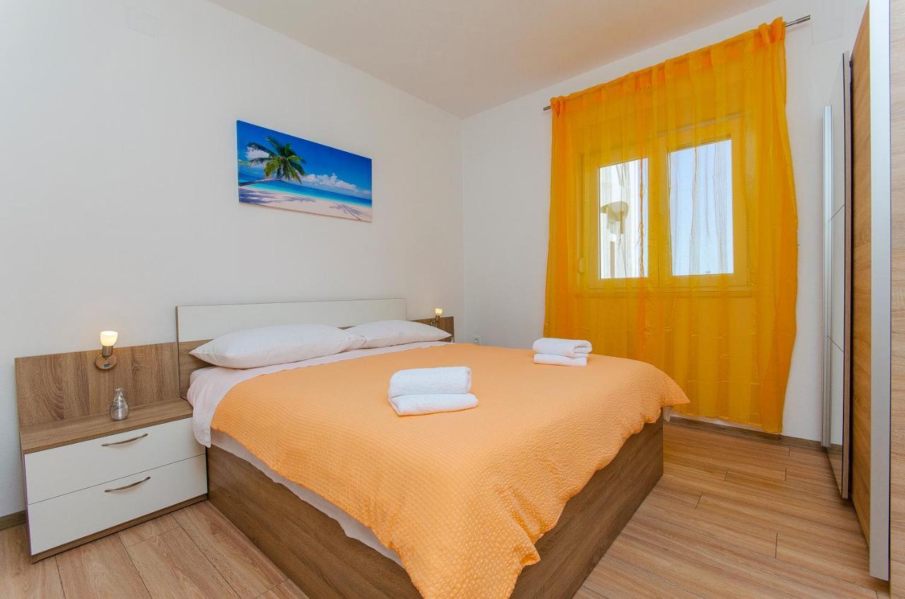 Apartment Matea Split Bagian luar foto