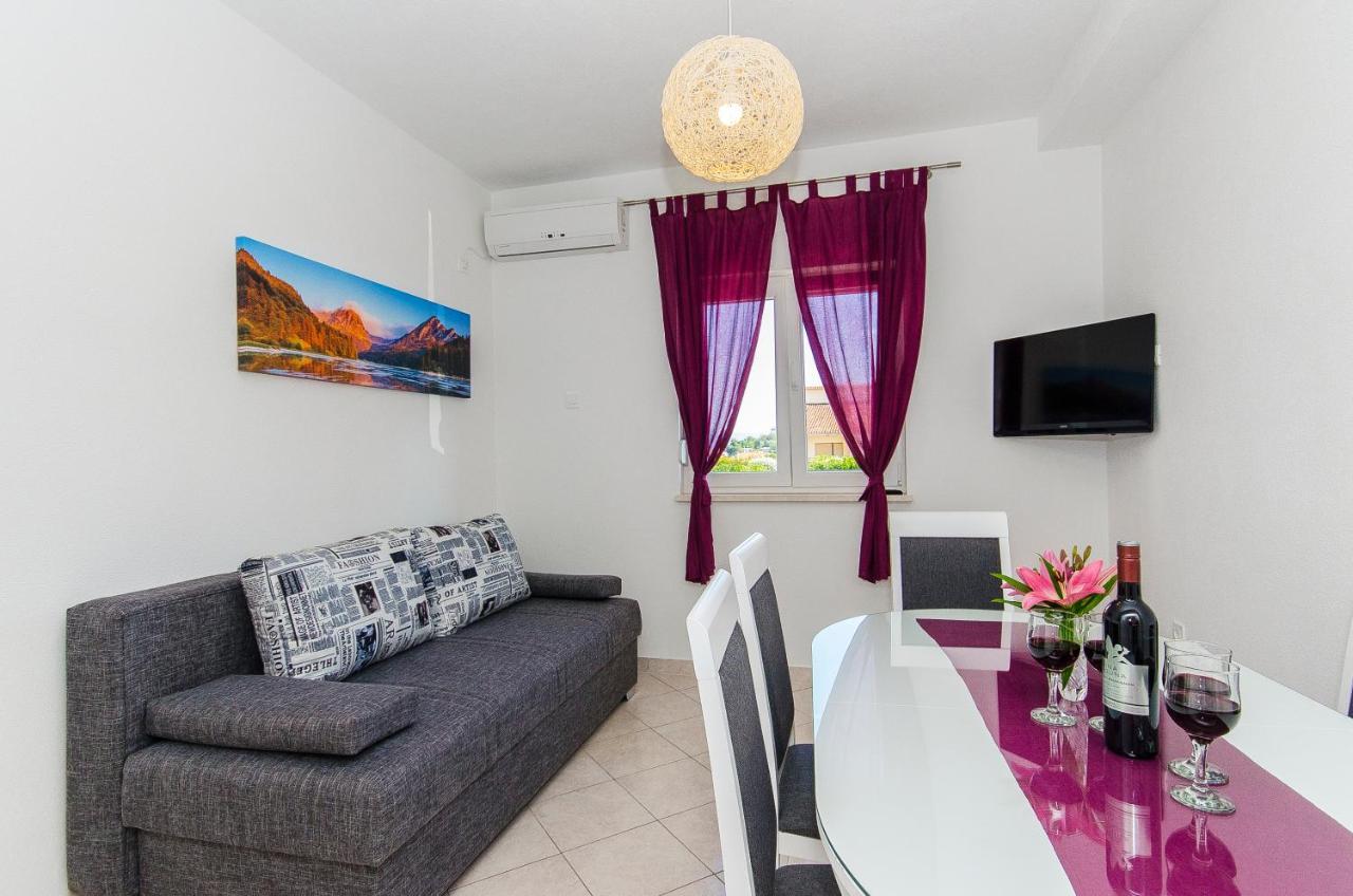 Apartment Matea Split Bagian luar foto