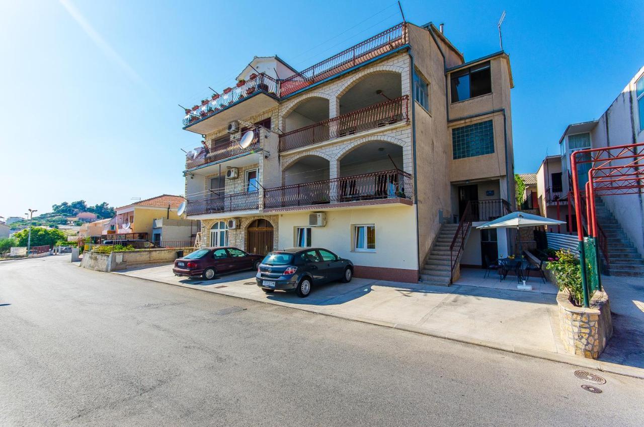 Apartment Matea Split Bagian luar foto