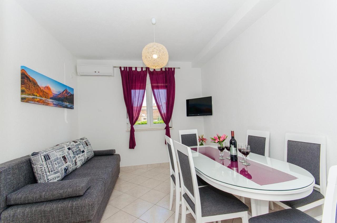 Apartment Matea Split Bagian luar foto