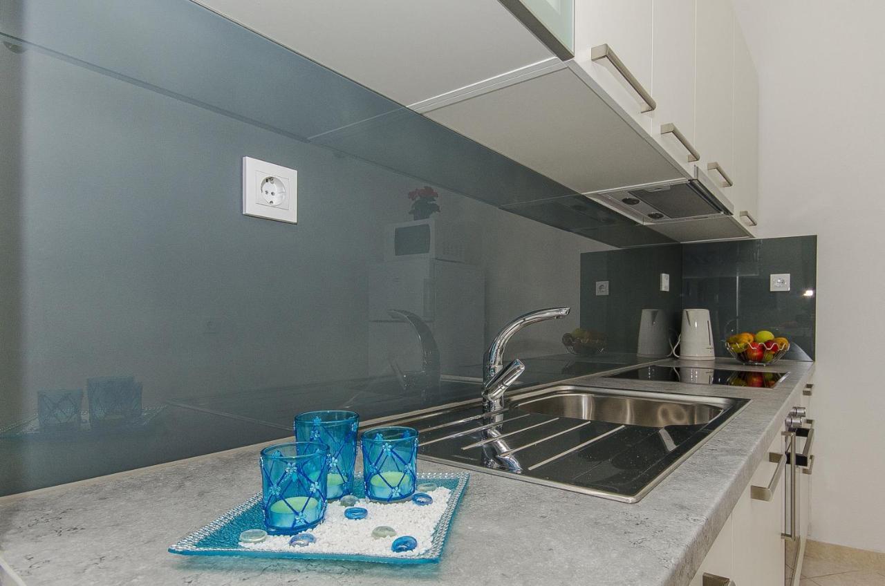 Apartment Matea Split Bagian luar foto